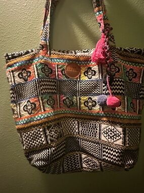 Rip Curl Multicolor Woven Tote with Pink Pom-Poms